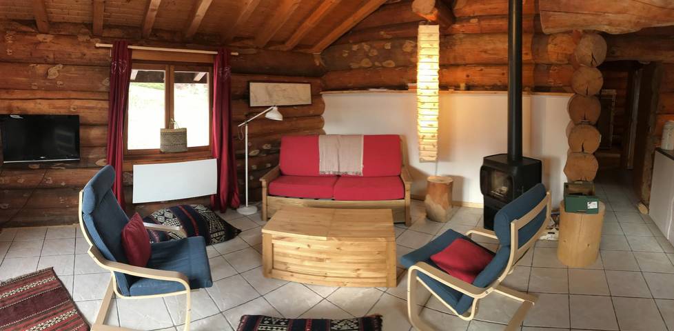 Gîte pour 6 personnes, avec jardin et terrasse à La Pesse - 3