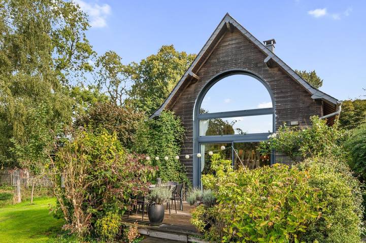 Gîte pour 6 personnes, avec Terrasse ainsi que Jardin et Vue