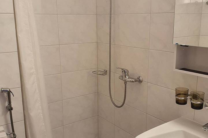 Ferienwohnung für 2 Personen, mit Terrasse und Garten in Nidwalden - 4