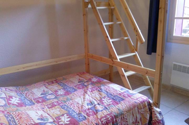 Gîte pour 6 personnes, avec jardin et terrasse, animaux acceptés à Roquebrun - 2