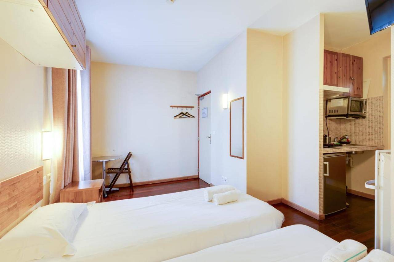 Résidence Molière Hôtel Paris Montrouge in Montrouge, Hauts-de-Seine