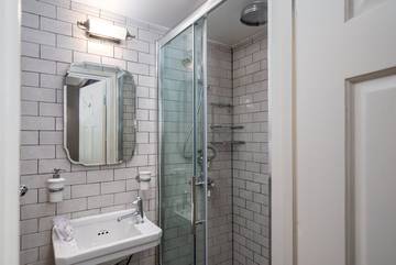 Apartment for 3 People in Camden, London, Photo 2