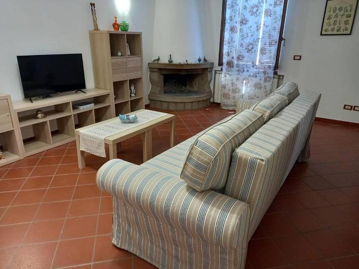 Casa vacanza per 4 persone, con giardino e panorama nonché piscina, con animali domestici in Castel del Piano