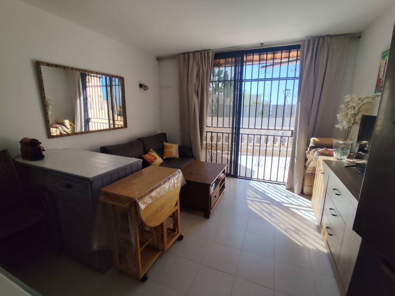 Appartement entier, Appartement de vacances 'Casa Paradise Michel' avec vue mer, terrasse privée et Wi-Fi in San Eugenio Alto, Adeje