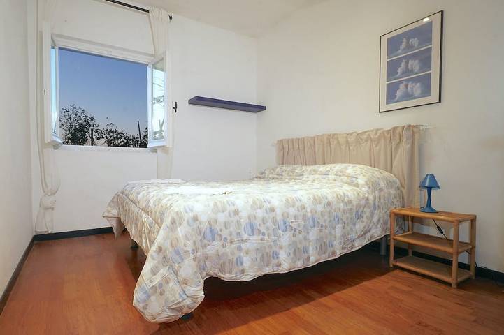 Apartment A in villa with panoramic view in San Salvatore, Cogorno