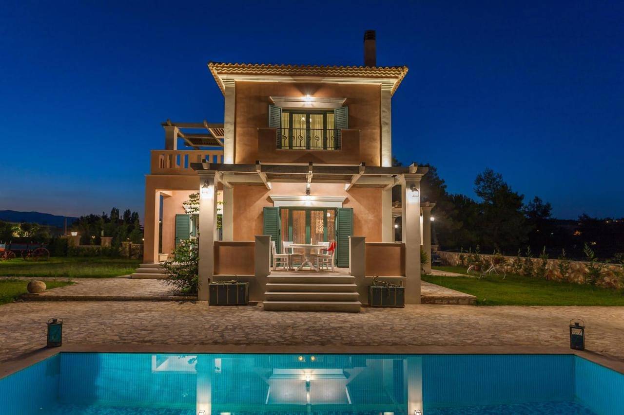 Agro Art Boutique & Luxury Villas - Two Art Villas with Pools, Unique Decors, and a Treehouse Option in Βανάτο, Ζάκυνθο