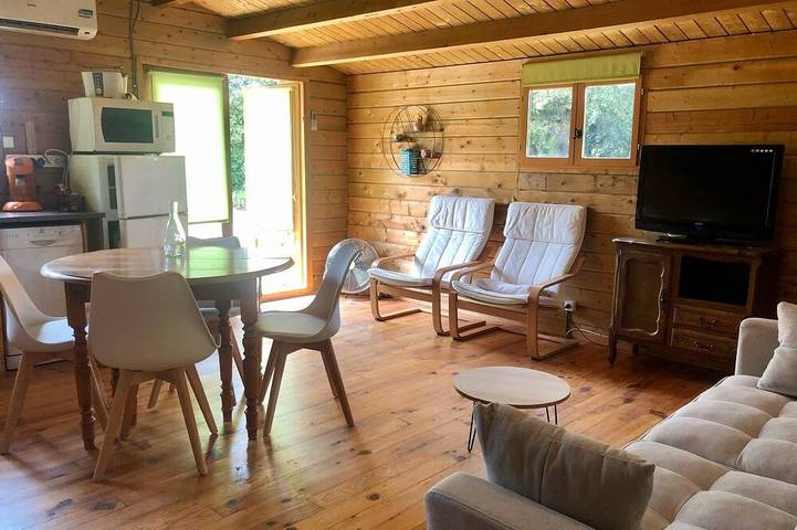 Maison de campagne pour 4 personnes, avec jardin dans Cascades du Sautadet