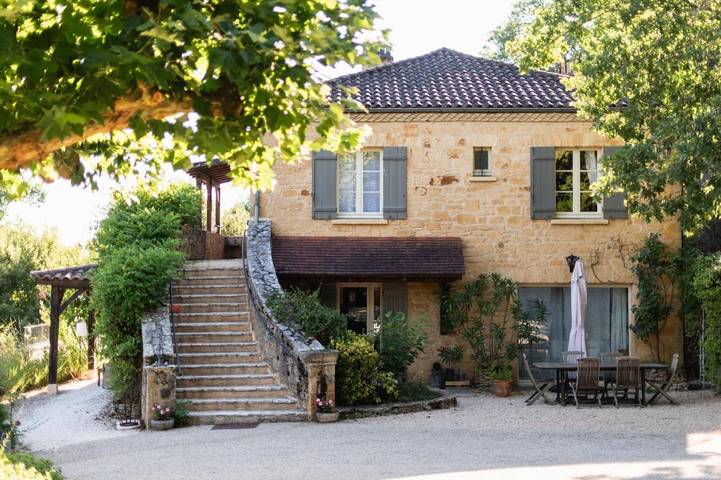 Maison d’hôte pour 2 personnes, avec Terrasse et Jardin ainsi que Piscine et Vue à Beynac-et-Cazenac