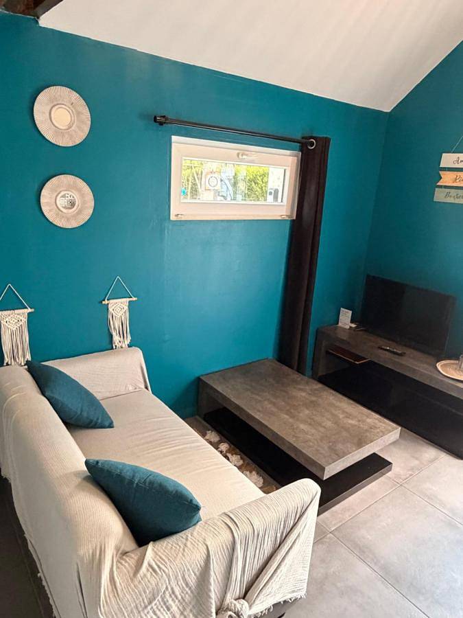 Appartement entier, Studio avec grand jardin + parking in Seraincourt, Parc naturel régional du Vexin Français