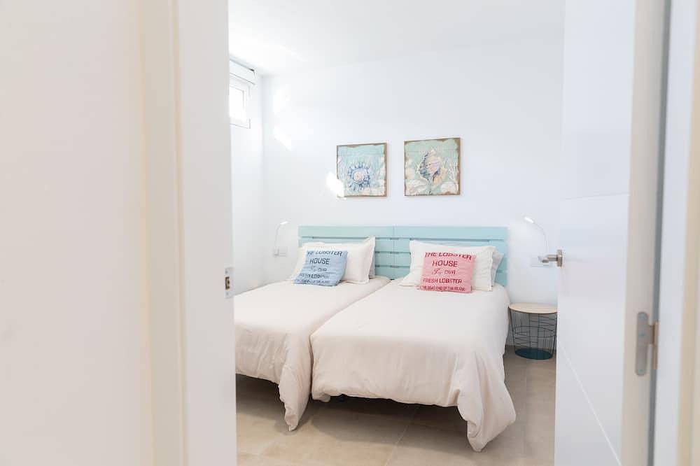 Family-friendly chalet located 2 minutes from the beach. (Private parking) in Benicarló, Costa del Azahar