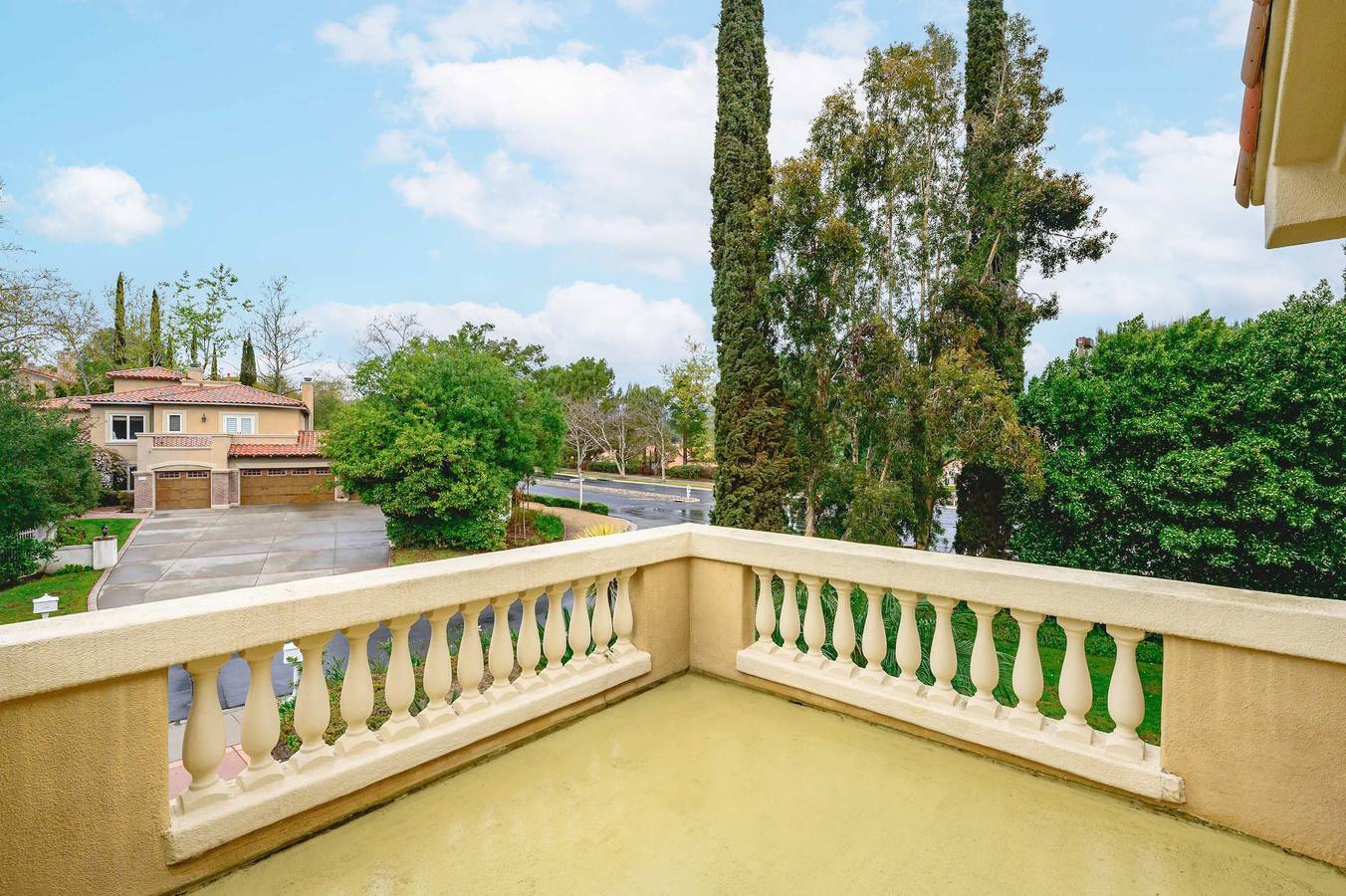 Elegant Villa Retreat Pool Garden Alfresco Lounge in Rancho Santa Margarita, Condado de Orange