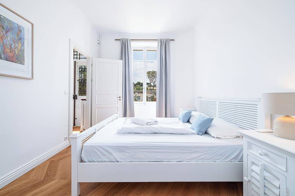 Villa voor 6 Personen in Antibes, Cannes regio