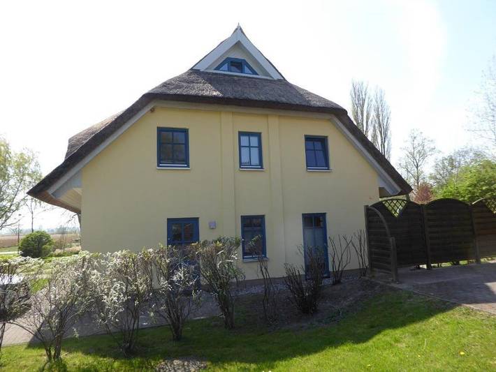 Ferienhaus für 6 Personen, mit Terrasse und Garten - 1