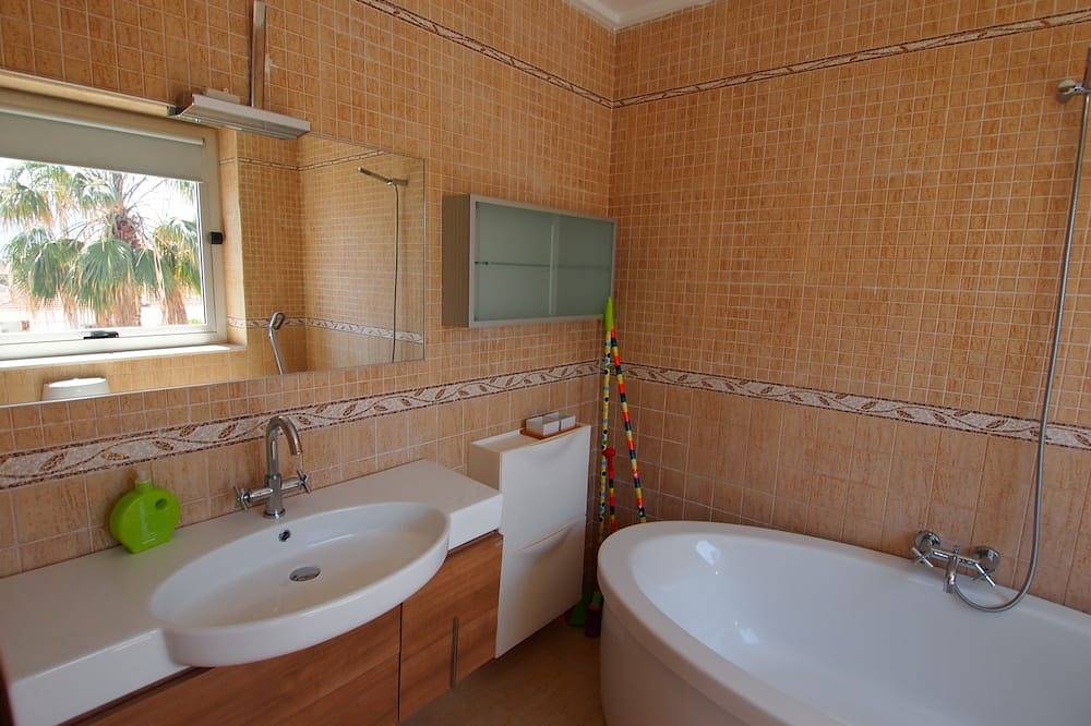 Luxuriöses Penthouse in Villa - Meerblick und Strand vor. in Playa de Isla Plana (Isla Plana), Cartagena