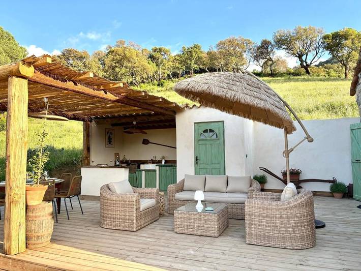 Location de vacances pour 2 personnes, avec vue et jardin à Granace - 4