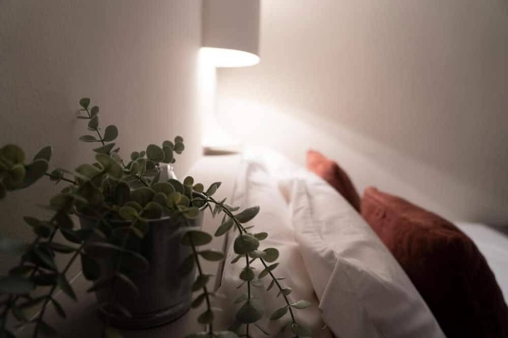 Appartamento intero, Casa Bardi : Appartamento con Terrazza in San Gimignano, Siena e dintorni