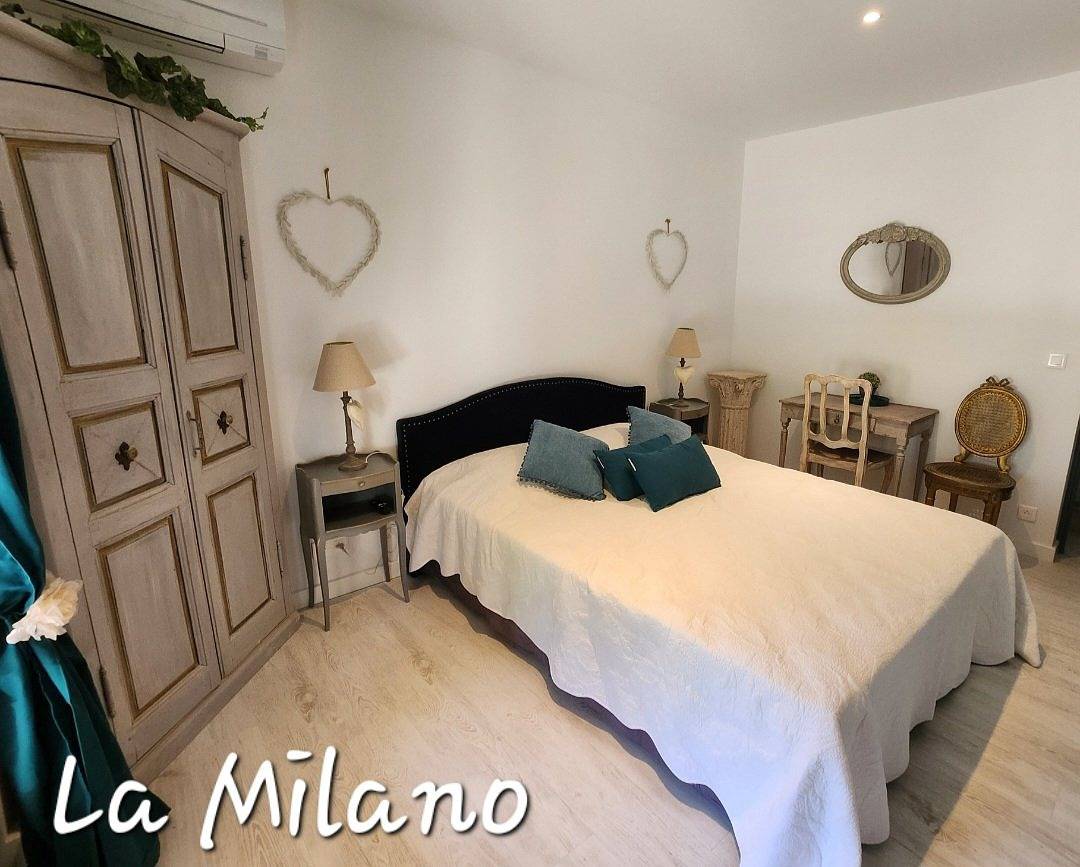 Le Clos Renaissance Bed & Breakfast - Chambre Milano in Oppède, Parc naturel régional du Luberon