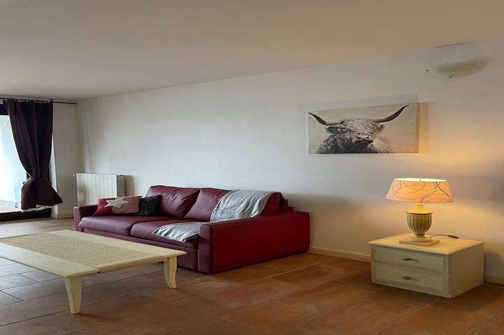 Agriturismo per 6 persone, con piscina e giardino sul Lago Maggiore