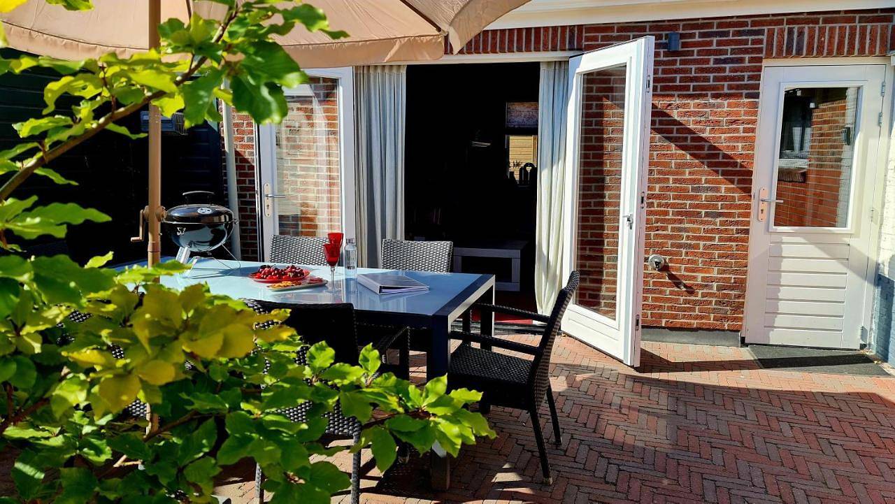 Two-Bedroom House in Dongeradeel, Mer du Nord Pays-Bas