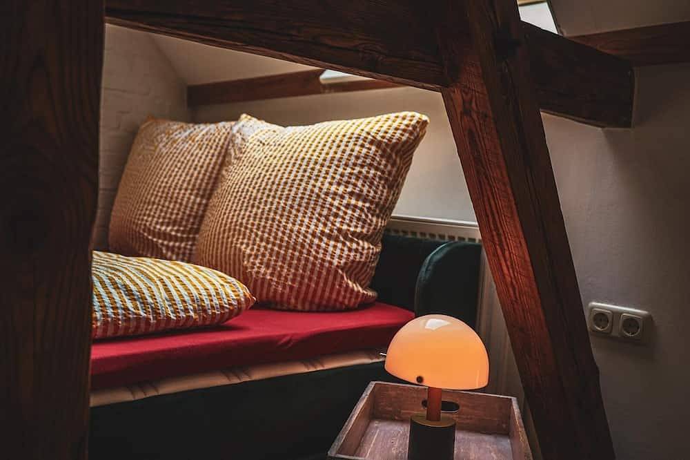 Ganze Wohnung, Romantisches Retro Loft Caputh bei Potsdam - neu! in Caputh, Schwielowsee