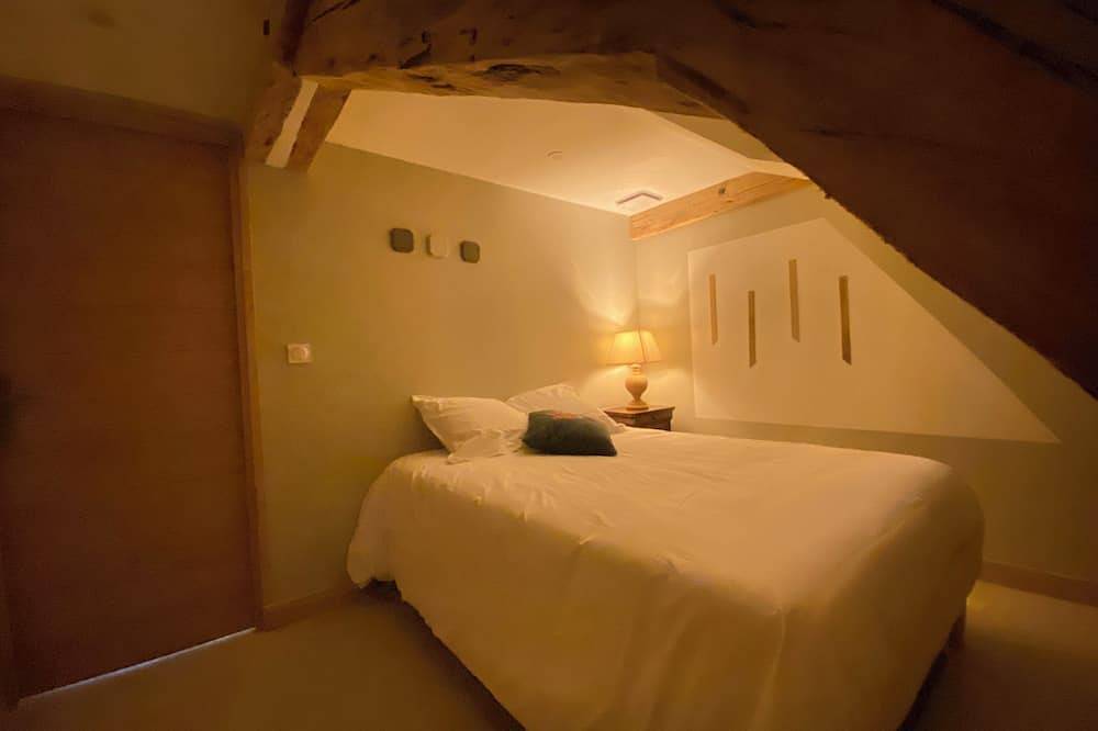 Apartamento entero, Loft at the foot of the grand colombier in Culoz, Belley