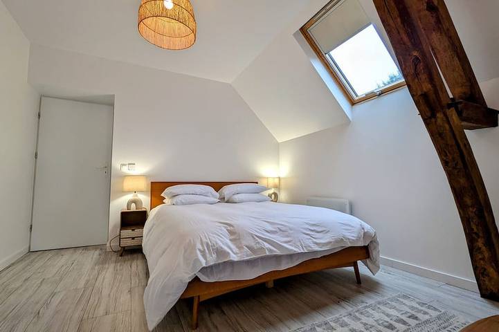 Gîte pour 8 personnes, avec jardin et piscine à La Vernelle - 4