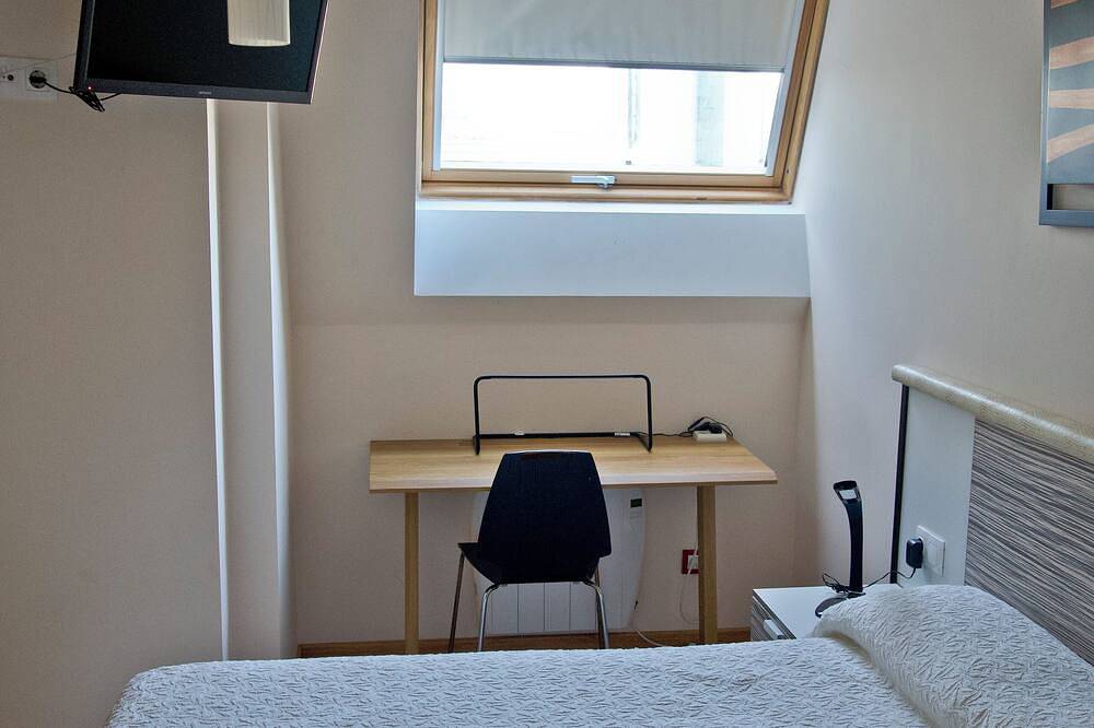 Entire apartment, Altar Beach Premium Penthouse 3 in Barreiros, Galician Coast