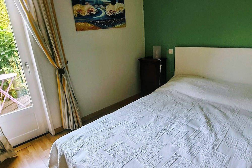 Casa pintoresca con terraza y Bbq, tranquilidad cerca de Langeac in Langeac, Macizo Central