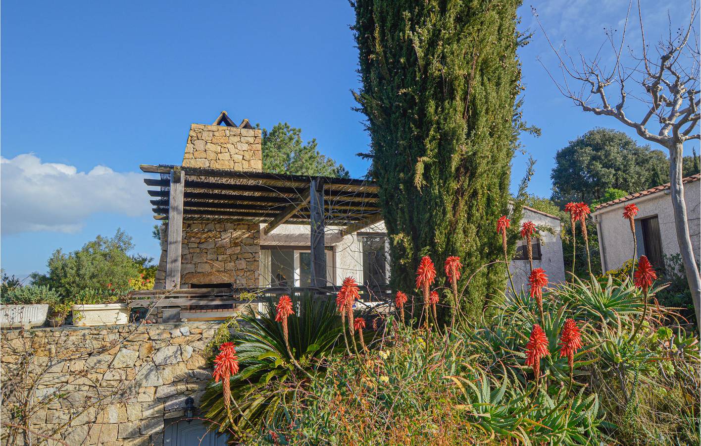 Accogliente appartamento con WiFi e parcheggio, a 1,5 km dalla spiaggia in Grosseto-Prugna, Ajaccio e dintorni