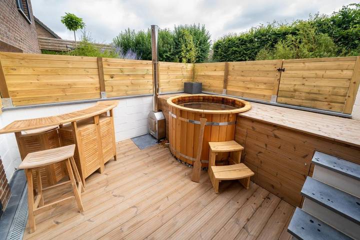 Gîte pour 4 personnes, avec piscine ainsi que terrasse et vue à Namur - 3