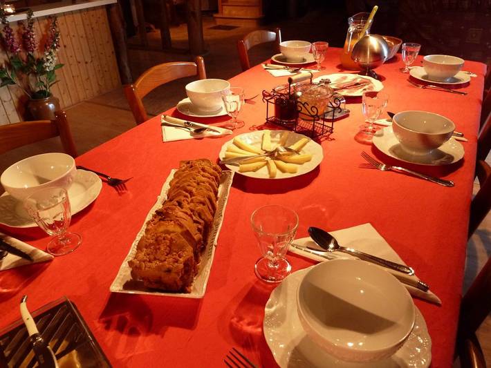 Location de vacances pour 4 personnes, avec jardin dans le Cantal - 3