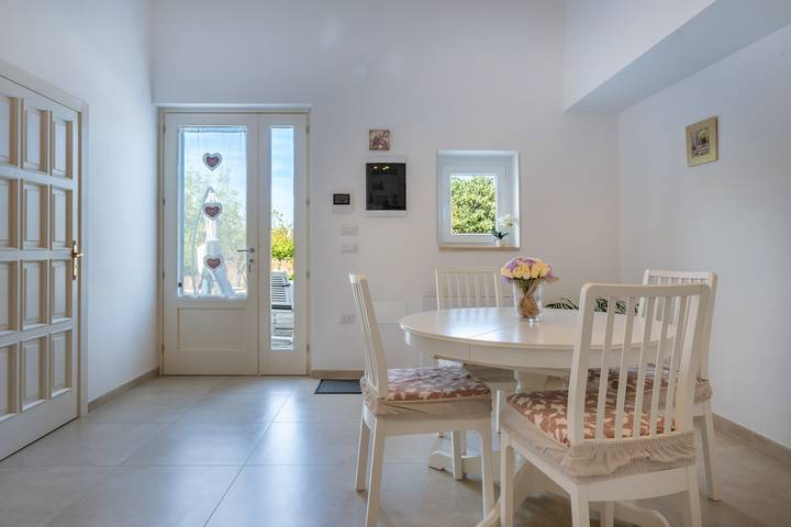 Villa Annarè with Wi-Fi and Air Conditioning in Martina Franca, Taranto Province