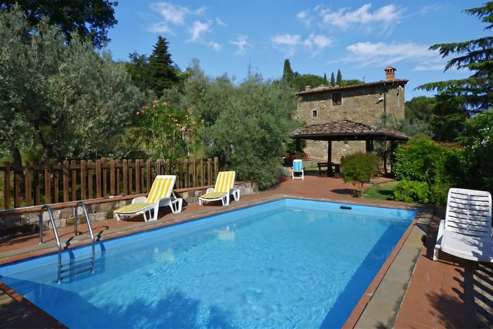 Ferienhaus für 5 Personen, mit Pool und Terrasse