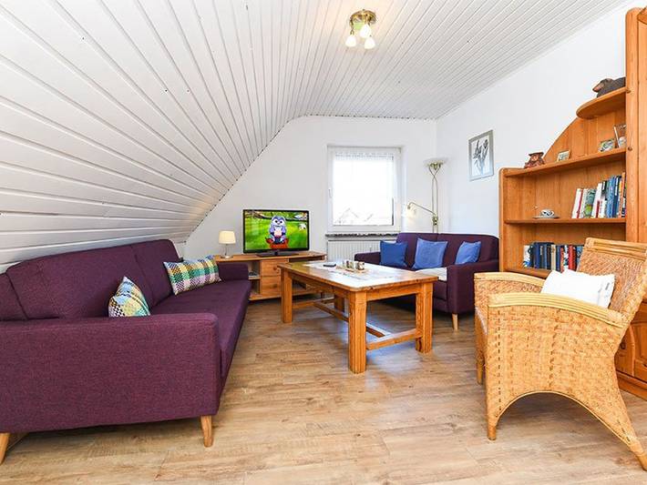 Ferienhaus für 7 Personen, mit Terrasse und Pool sowie Garten, kinderfreundlich in Ostfriesland