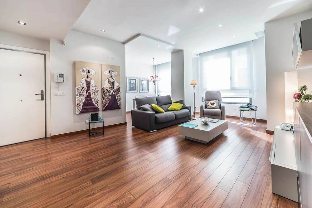 Entire apartment, Quiet apartment close to the Town Hall sq in Valencia City Centre, Valencia
