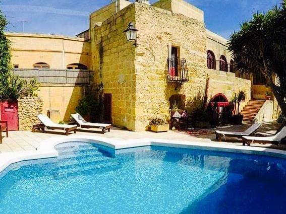 Gästehaus für 3 Personen, mit Ausblick und Garten sowie Pool - 1