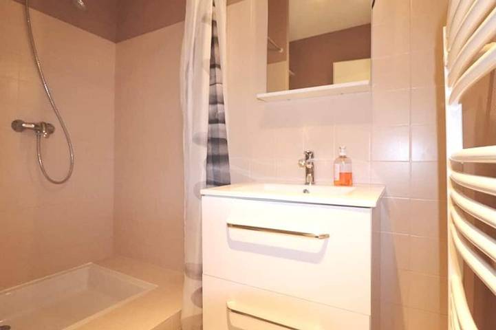 Appartamento intero, Appartamento Annecy, 1 camera, 2 persone in Annecy, Annecy (commune)