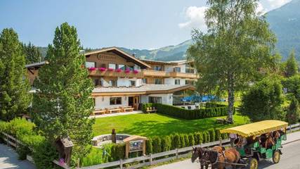 Hütte für 10 Personen in Seefeld in Tirol, Innsbruck Land, Bild 2