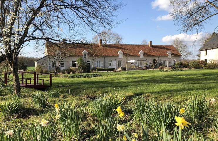 Location de vacances pour 4 personnes, avec vue et jardin à Sambin