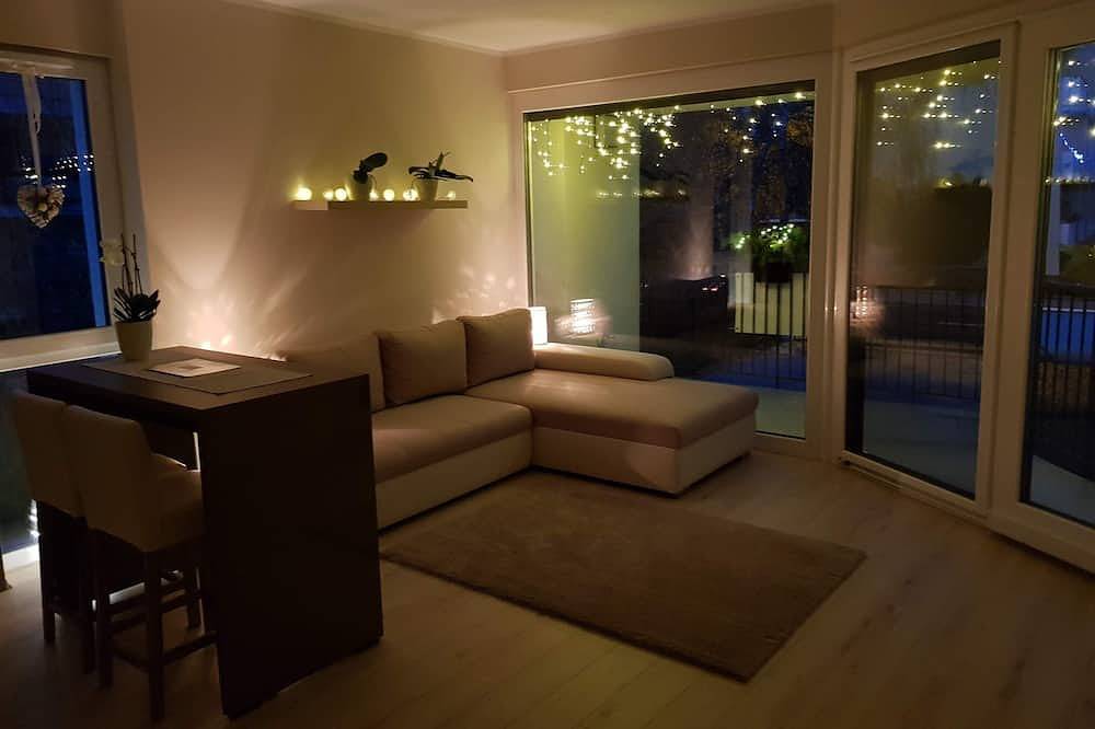 Ganze Wohnung, Kriszta Residence im Zentrum in Strandnähe in Balatonalmadi, Plattensee nordufer