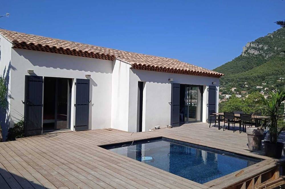 Casa vacanza a Var a partire da 261€ a notte
