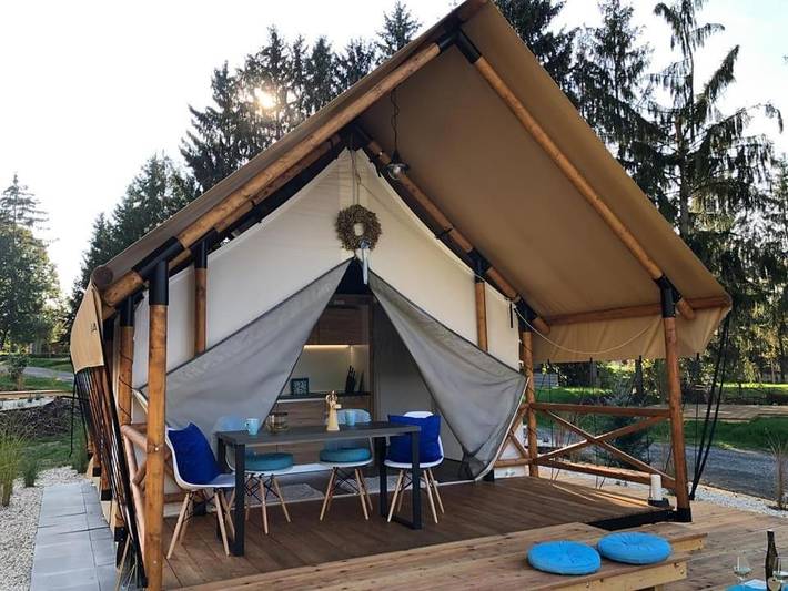 Camping für 6 Personen, mit Garten und Ausblick in Tschechien