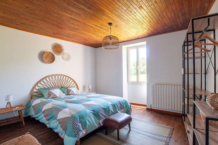 Location de vacances pour 6 personnes, avec jardin et piscine à Loubejac - 3