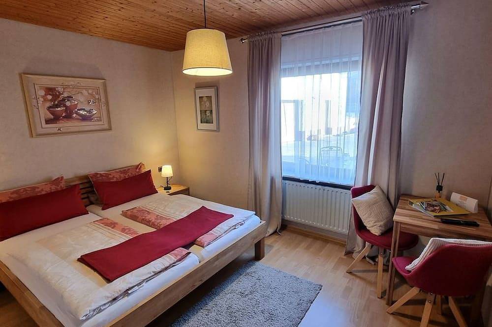 Ganze Wohnung, Ferienwohnung Pfalzblick - Gästehaus \"Sonnenhöhe\" in Bruchweiler-Bärenbach, Landkreis Südwestpfalz