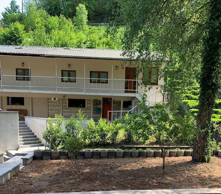 Location de vacances pour 2 personnes, avec Balcon ainsi que Terrasse et Jardin dans Dirbach