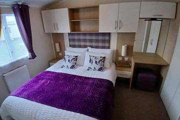 Static Caravan for 4 People in Ingoldmells, Lincolnshire, Photo 1