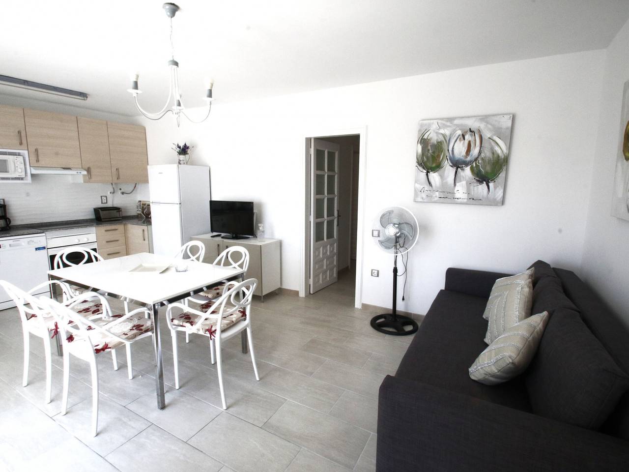 Apartamento entero, Amplio apartamento, parking, Ac, vista al mar - 8 pers. in Parque de Montroig, Costa Dorada