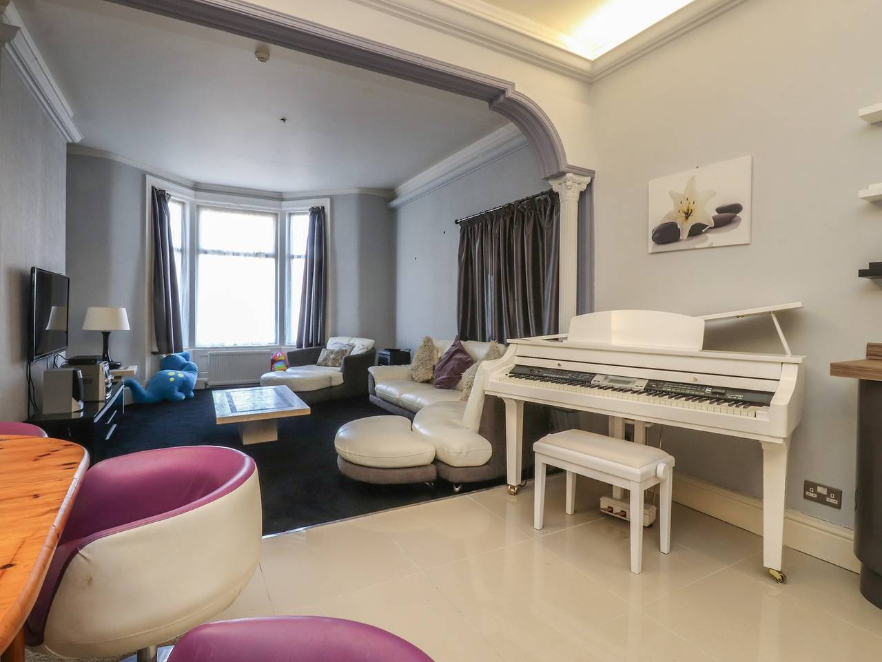 Entire apartment, Luxury Winter Gardens Apartment 2 in Blackpool Pleasure Beach, North West England