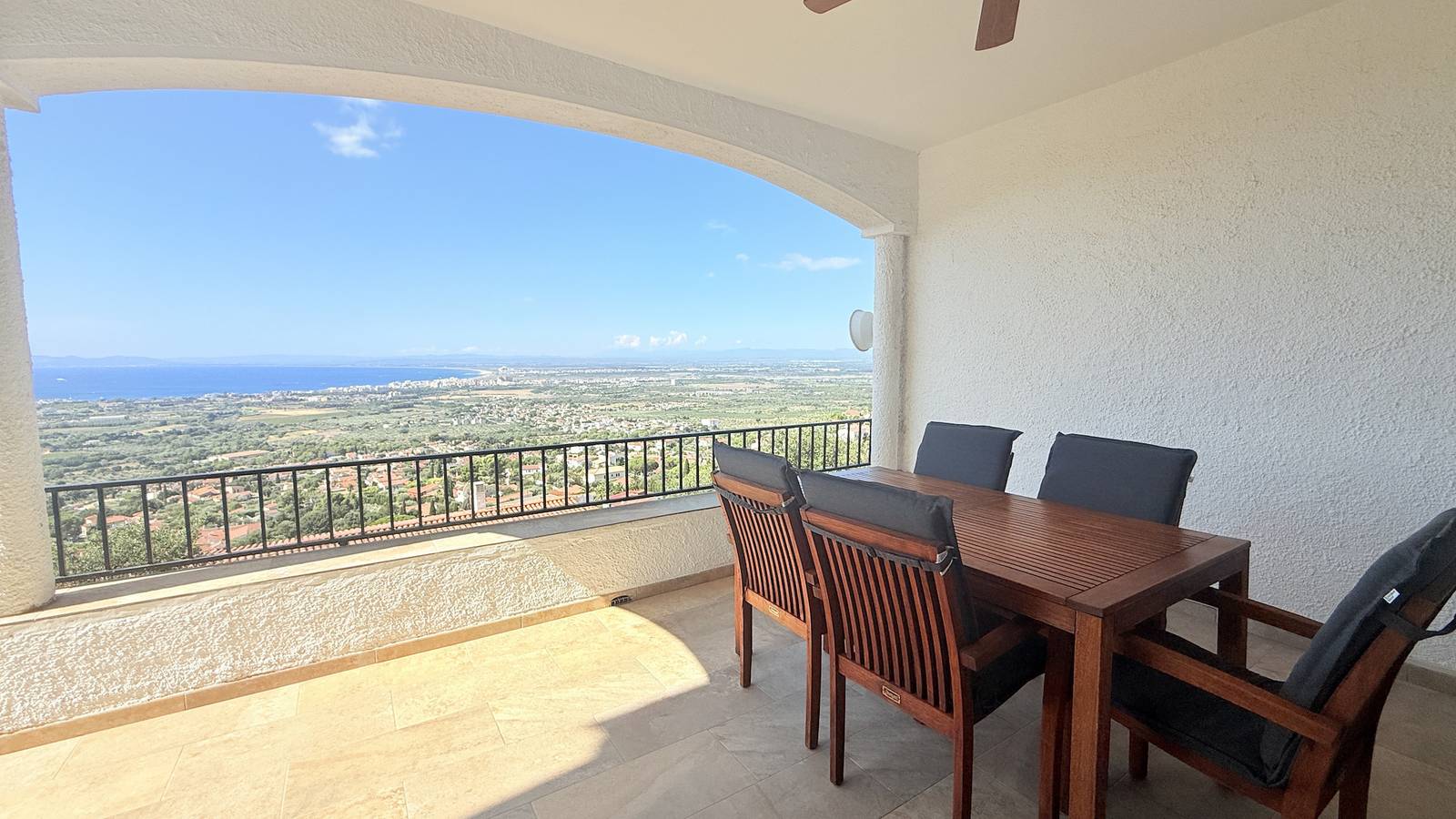 Villa pour 5 personnes avec terrasse in El Mas Fumats, Roses