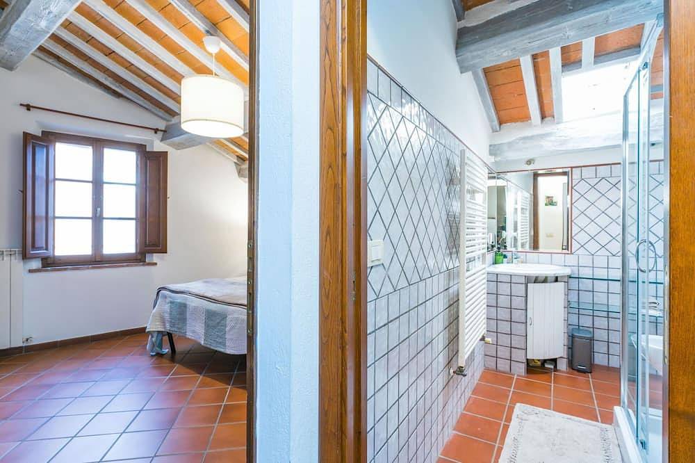 Magnifique maison de vacances privée pour 4 personnes avec Wifi, Tv et animaux admis in Montepulciano, Province de Sienne